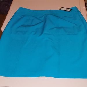 Fully lined skirt
